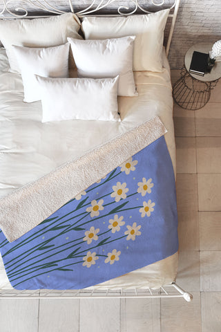 Angela Minca Simple daisies perwinkle Fleece Throw Blanket
