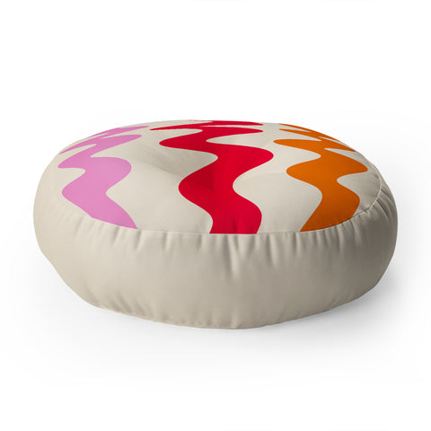Angela Minca Squiggly lines orange and red Floor Pillow Round