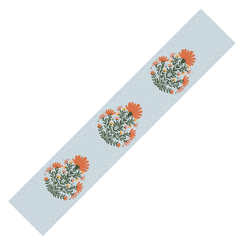Angela Minca Symmetrical floral bouquet Table Runner