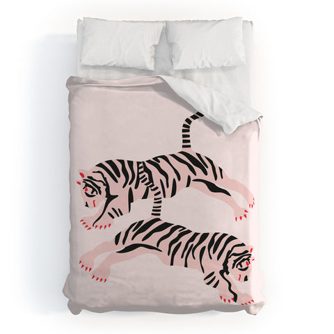 Anneamanda fierce females Duvet Cover