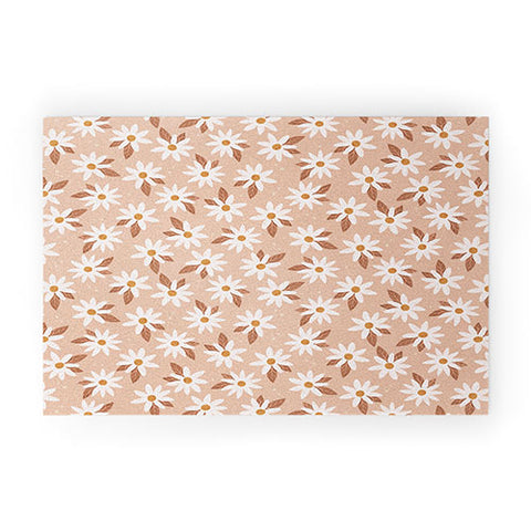 Avenie Boho Daisies In Sand Pink Welcome Mat