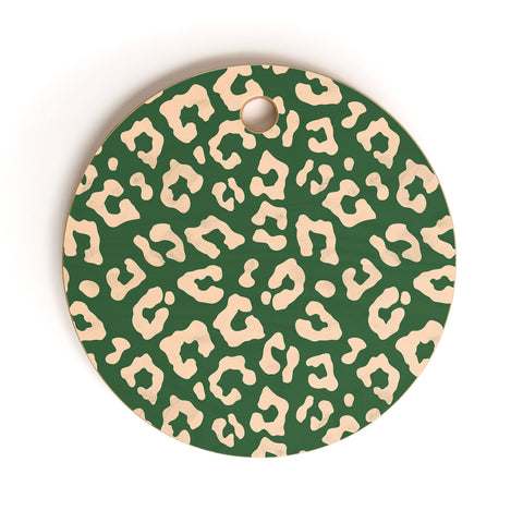 Avenie BR Cheetah Print In Green Cutting Board Round