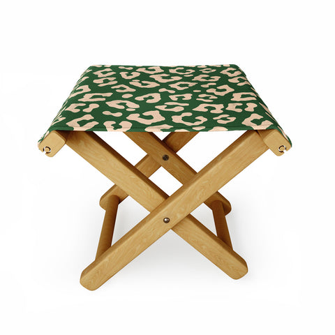 Avenie BR Cheetah Print In Green Folding Stool