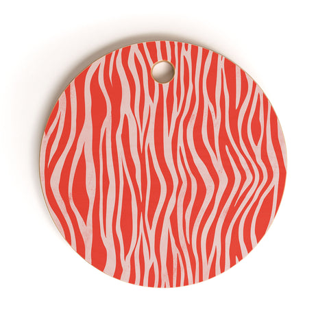 Avenie BR Red Zebra Stripe Cutting Board Round