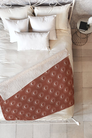 Avenie Nightglow Rust Fleece Throw Blanket
