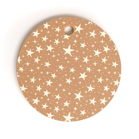Avenie Stars In Neutral Cutting Board Round