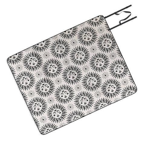 Avenie Vintage Sun Picnic Blanket