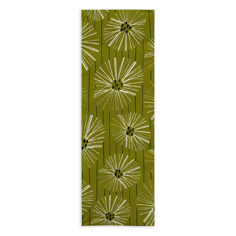 ayeyokp Retro Daisies Musk Green Yoga Towel