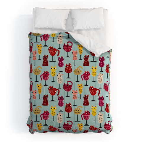 carriecantwell Feline Wine Cats in Wine Glass Comforter