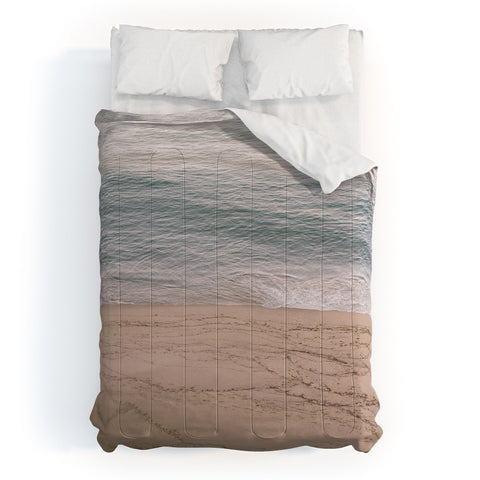 Chelsea Victoria Coast of Nantucket Comforter