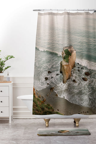 Chelsea Victoria Malibu Birds and Sea Shower Curtain And Mat