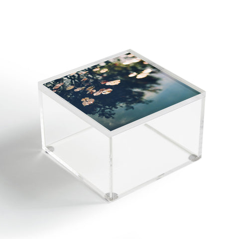 Chelsea Victoria Water Lilllies Acrylic Box