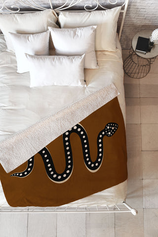 Colour Poems Minimal Snake XXXI Fleece Throw Blanket