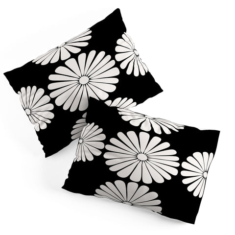 Colour Poems Retro Daisy II Pillow Shams