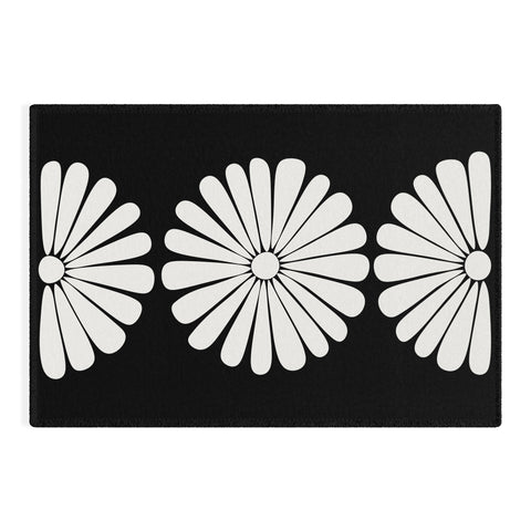 Colour Poems Retro Daisy II Outdoor Rug