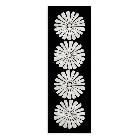 Colour Poems Retro Daisy II Yoga Towel