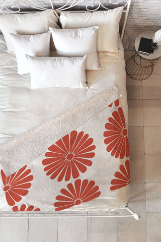 Colour Poems Retro Daisy III Fleece Throw Blanket