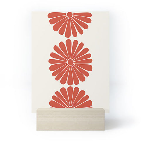 Colour Poems Retro Daisy III Mini Art Print