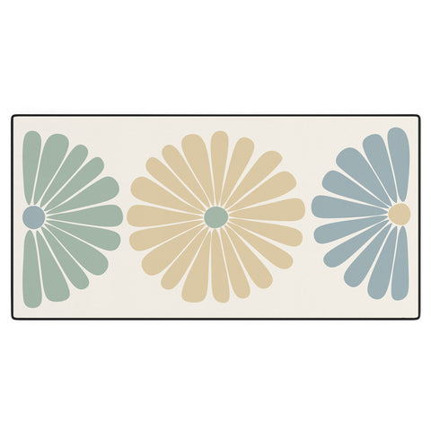 Colour Poems Retro Daisy Multicolor I Desk Mat