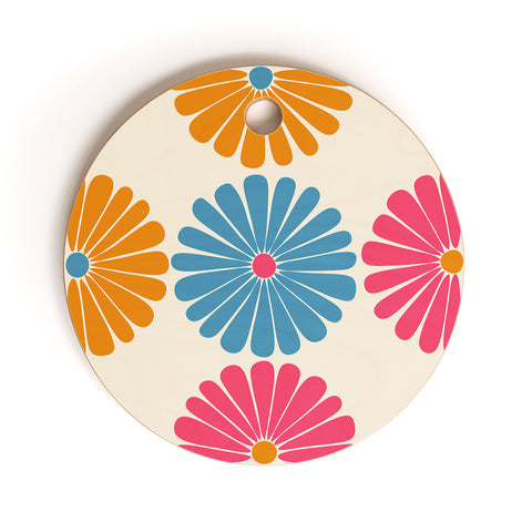 Colour Poems Retro Daisy Multicolor II Cutting Board Round