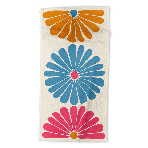 Colour Poems Retro Daisy Multicolor II Beach Towel
