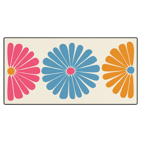Colour Poems Retro Daisy Multicolor II Desk Mat