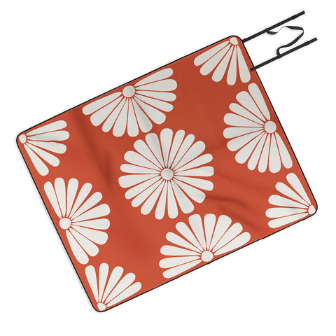Colour Poems Retro Daisy XV Picnic Blanket