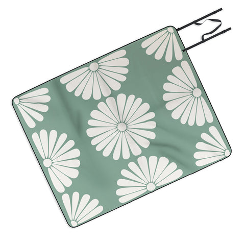 Colour Poems Retro Daisy XX Picnic Blanket
