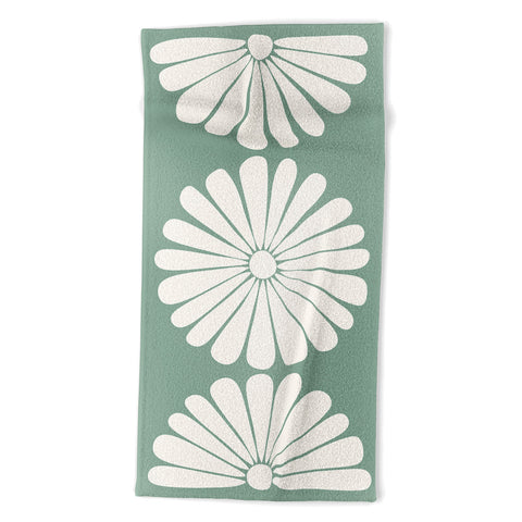 Colour Poems Retro Daisy XX Beach Towel
