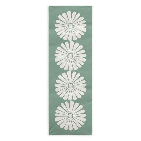 Colour Poems Retro Daisy XX Yoga Towel