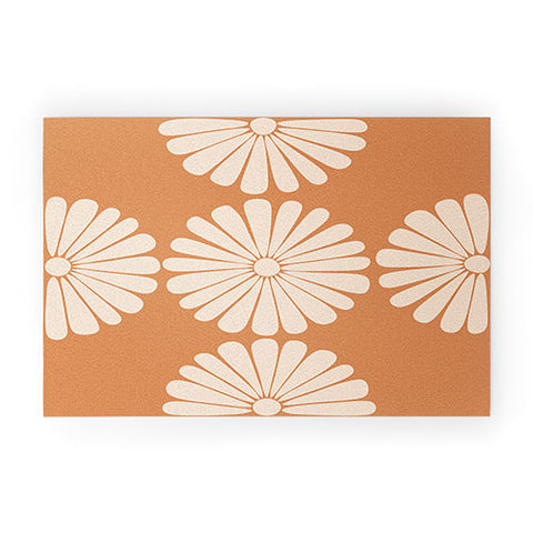 Colour Poems Retro Daisy XXII Welcome Mat