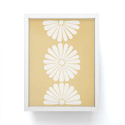 Colour Poems Retro Daisy XXIV Framed Mini Art Print