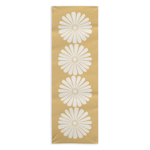 Colour Poems Retro Daisy XXIV Yoga Towel