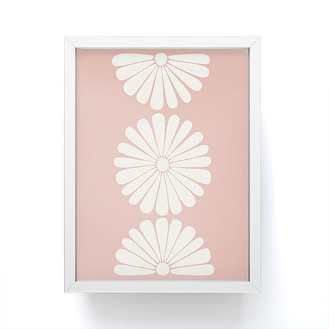 Colour Poems Retro Daisy XXVI Framed Mini Art Print
