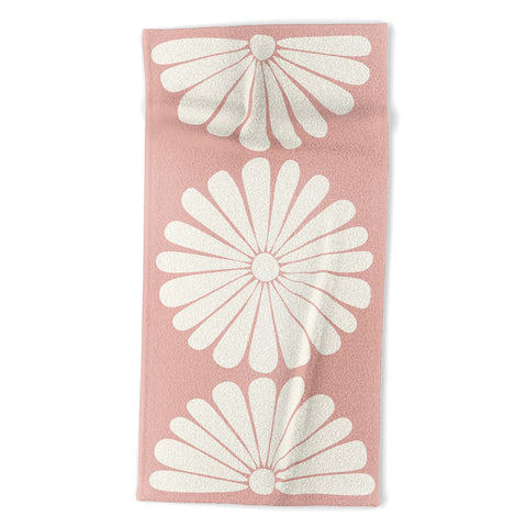 Colour Poems Retro Daisy XXVI Beach Towel