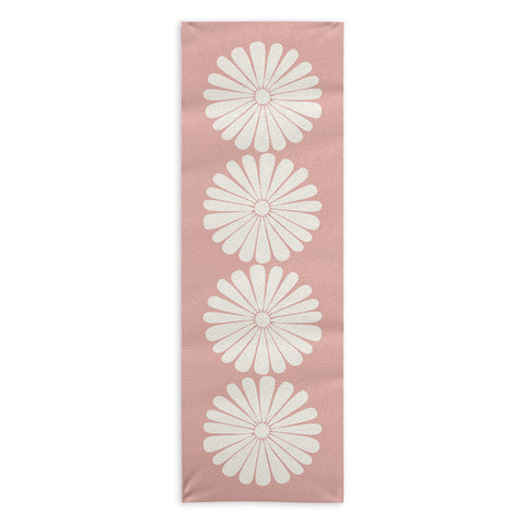 Colour Poems Retro Daisy XXVI Yoga Towel