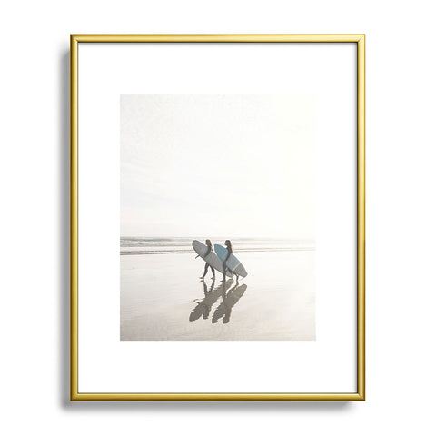Dagmar Pels Surfer girls Minimalist beach Metal Framed Art Print