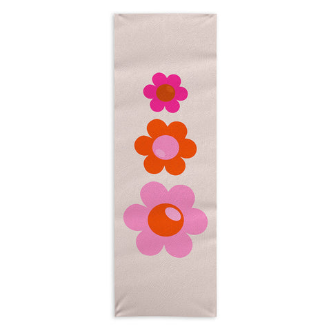 Daily Regina Designs Les Fleurs 01 Abstract Retro Yoga Towel