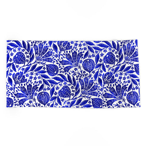 De Koro Fig Garden Blues Beach Towel