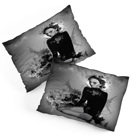 Deniz Ercelebi BWD Pillow Shams