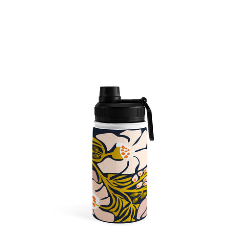DESIGN d´annick Backyard flower modern floral Water Bottle