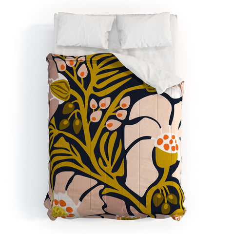 DESIGN d´annick Backyard flower modern floral Comforter