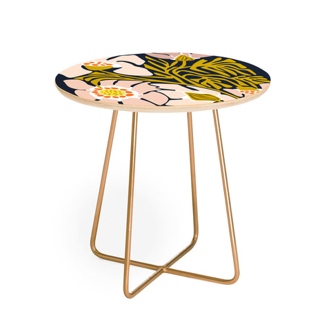 DESIGN dannick Backyard flower modern floral Round Side Table