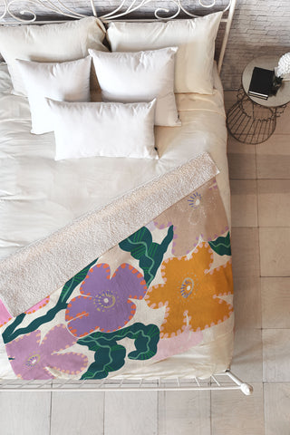 DESIGN d´annick Large Pink Retro Flowers Fleece Throw Blanket