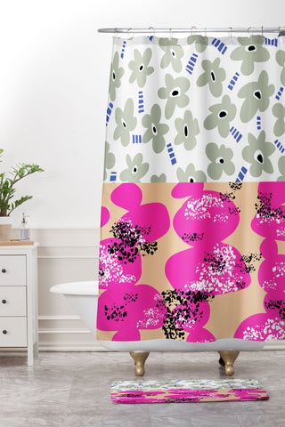 DESIGN dannick Museum of Contemporary Art Shower Curtain And Mat