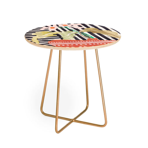 DESIGN d´annick still life with a vase modern Round Side Table