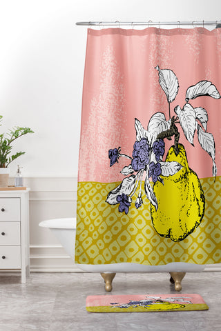 DESIGN dannick Super fruits Pear Shower Curtain And Mat