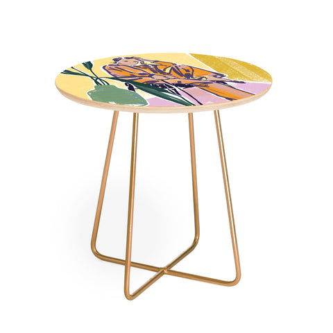 DESIGN dannick Woman wearing yellow pajamas Round Side Table