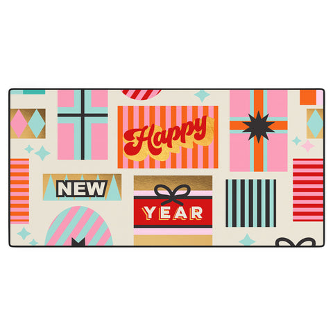 Dominique Vari Words Retro Christmas Gift pattern Desk Mat