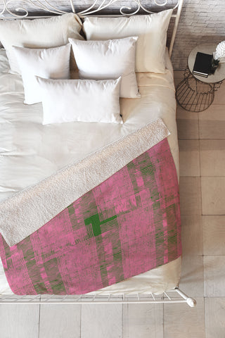DorcasCreates Pink Green Mesh Pattern Fleece Throw Blanket
